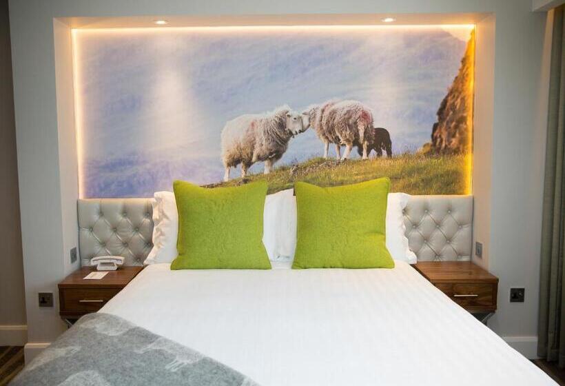 酒店 Inn On The Square