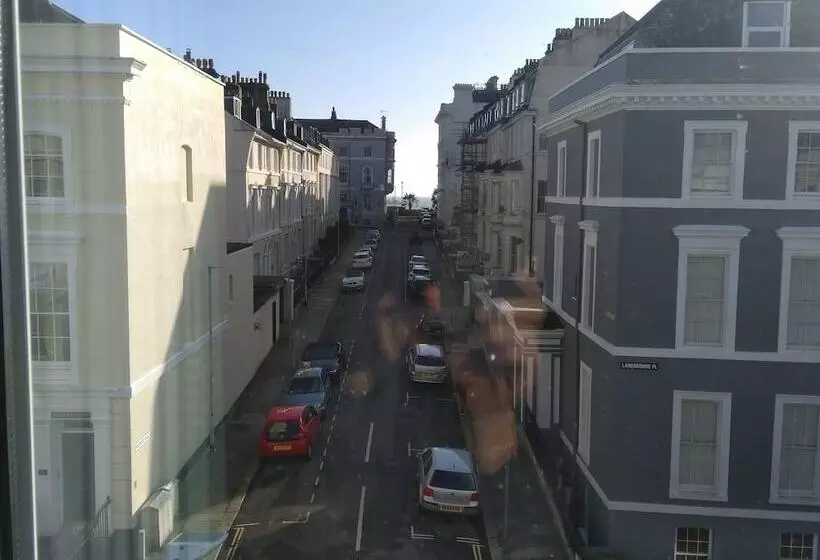 Hotel Lamplighter Guesthouse