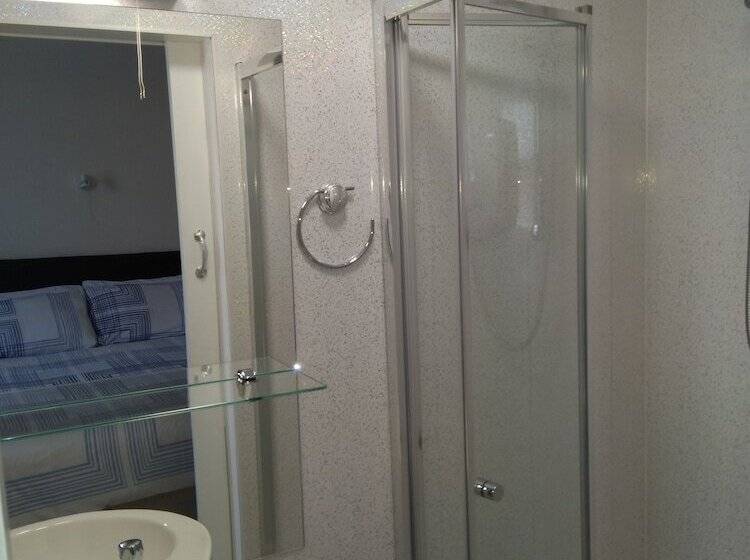 ホテル Lamplighter Guesthouse