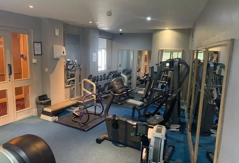 Отель Mercure Chester North Woodhey House