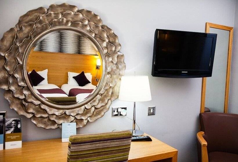 בית מלון כפרי Mercure Chester North Woodhey House