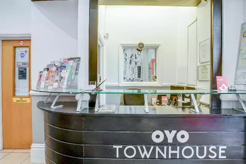 호텔 OYO Townhouse New England Victoria