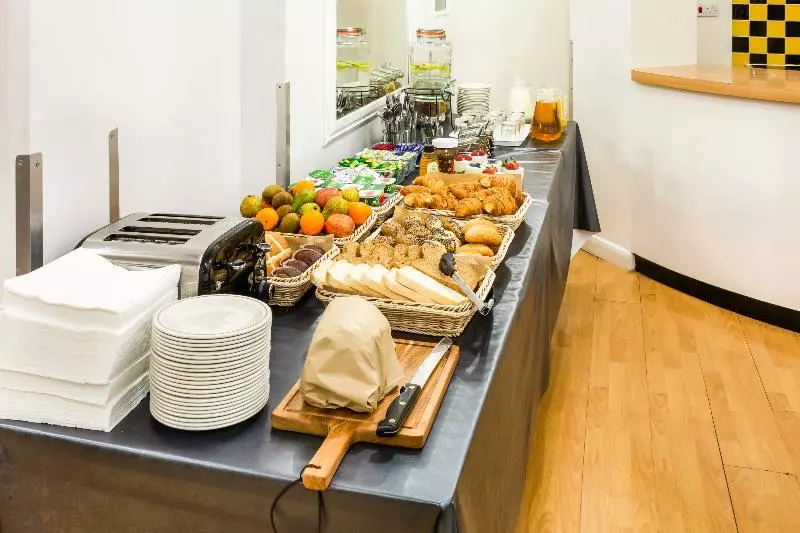 호텔 OYO Townhouse New England Victoria