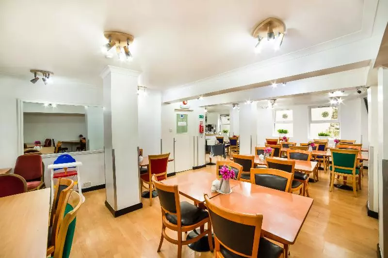 호텔 OYO Townhouse New England Victoria