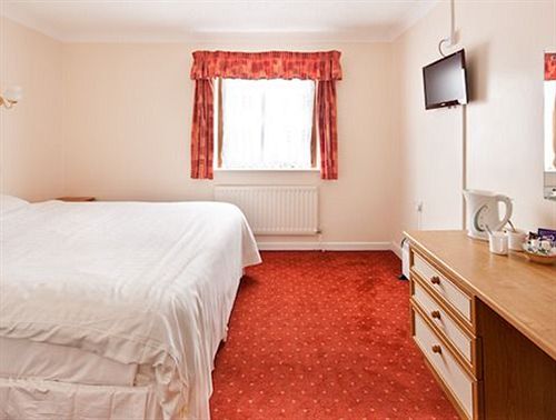 The White Rose Hotel