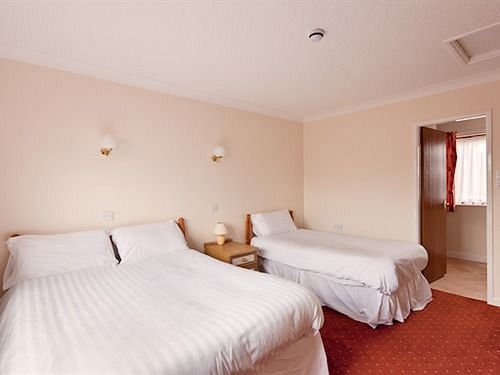 The White Rose Hotel