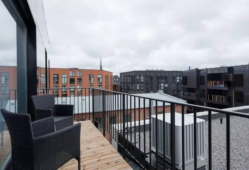 8era Business Executive Rotermanni Apts