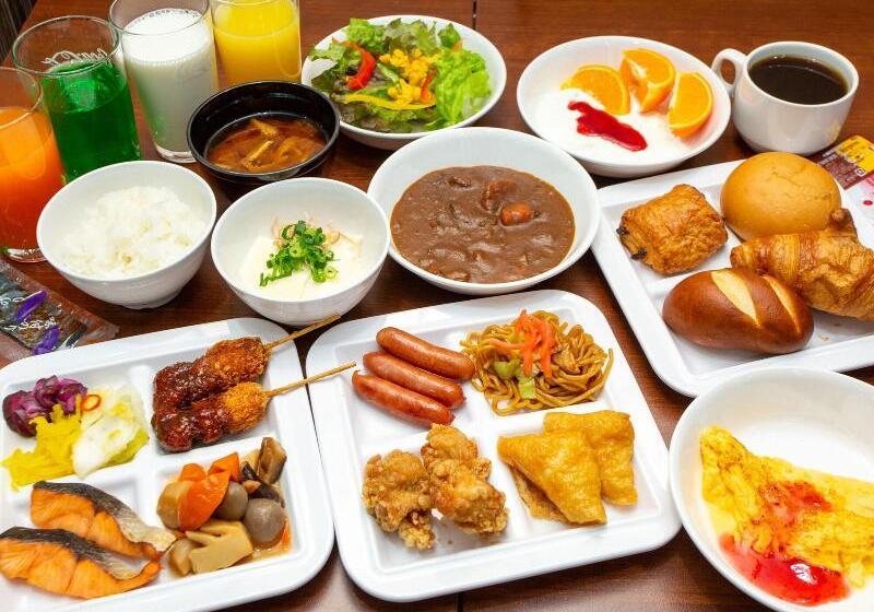 فندق Kuretake Inn Premium Ogaki Ekimae