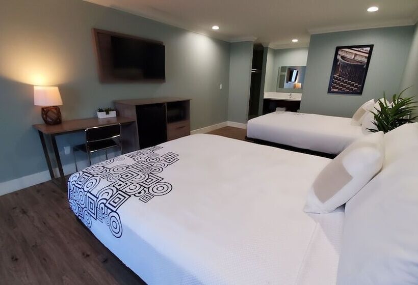 مُتل Crestridge Inn