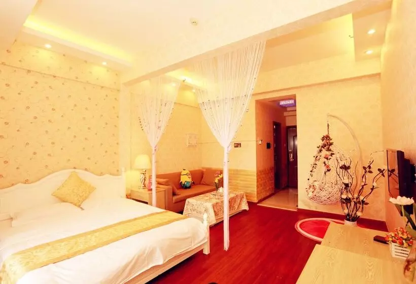 Chengdu Azure Apartment