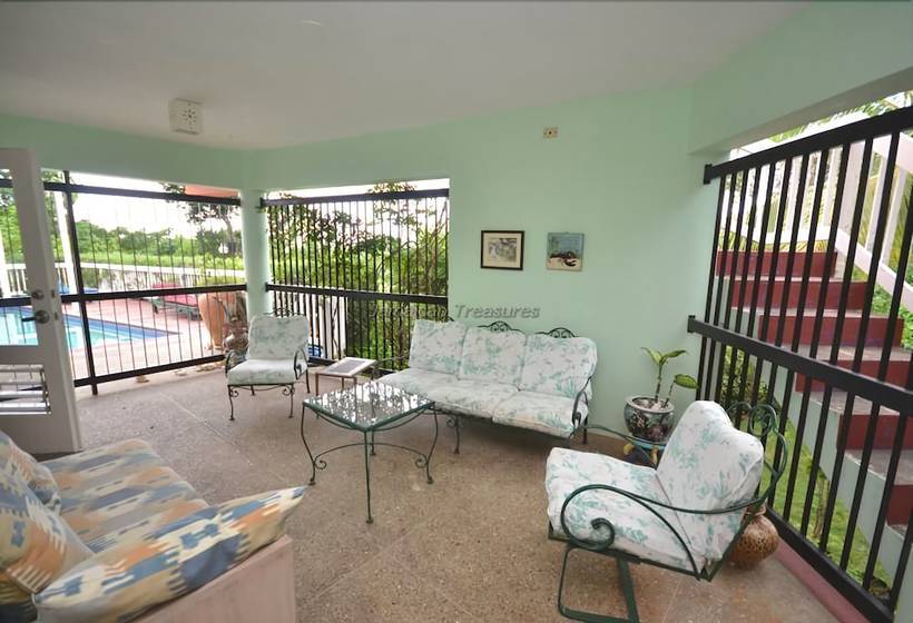 Hang Time, 3br By Jamaican Treasures