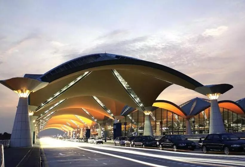 1 Orange Hotel Klia & Klia2