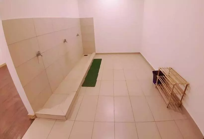 1 Orange Hotel Klia & Klia2