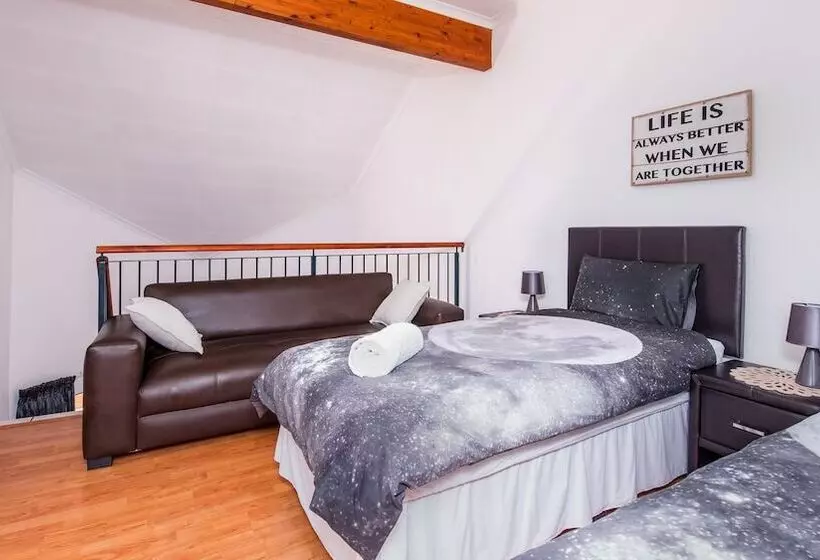 Jozistay Savannah Apartments