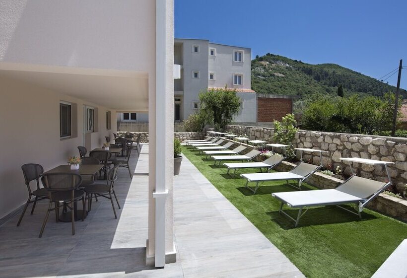 پانسیون Apartments Lazy Hill