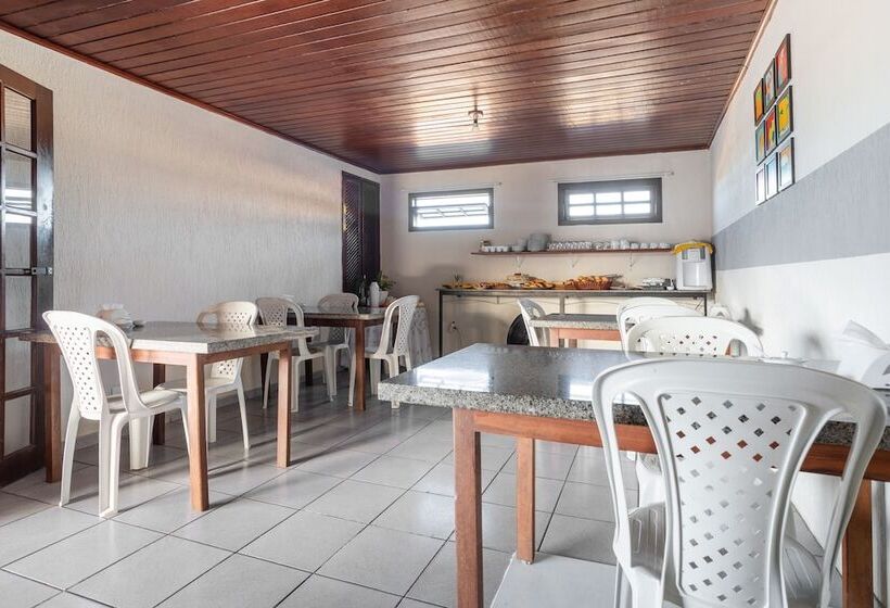 پانسیون Pousada Lago De Garda