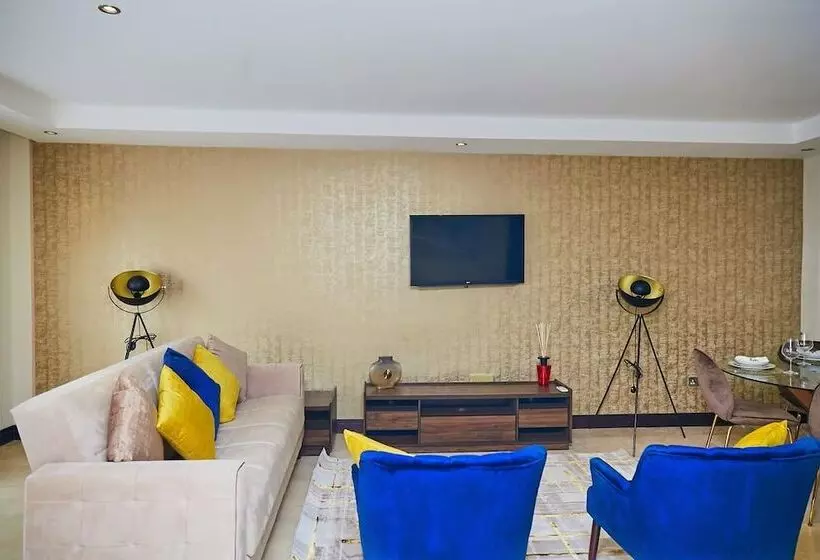 پانسیون Regal Spaces At Imperial Grove