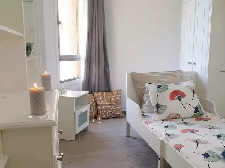 Pizarro Oceanfront By Canary365