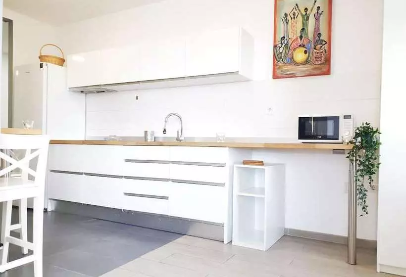 Pizarro Oceanfront By Canary365