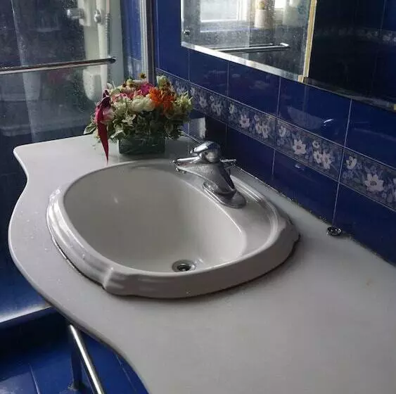 Shanghai Mofang Style Girls' Hostel