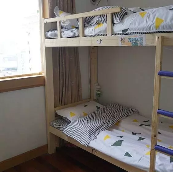 Shanghai Mofang Style Girls' Hostel