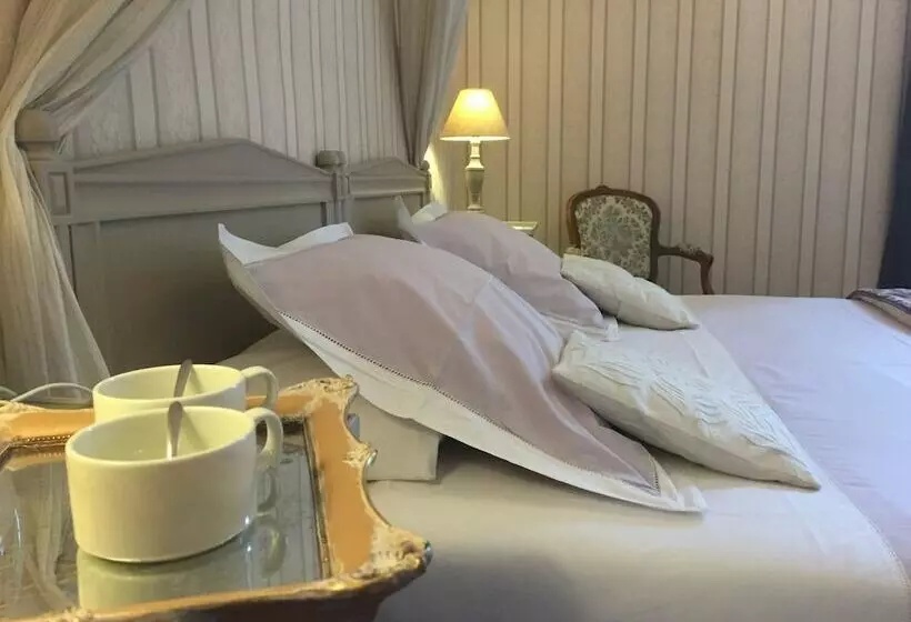 Aamiaismajoitus (B&B) Château De Belle Vue