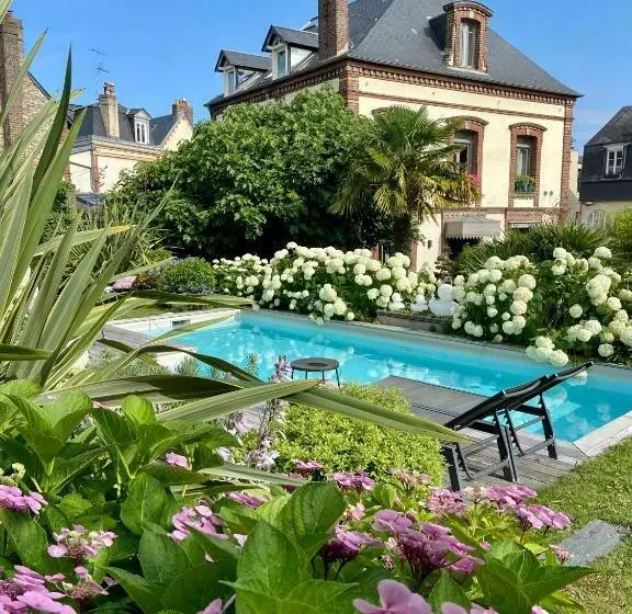 Aamiaismajoitus (B&B) Villa Du Cedre Honfleur