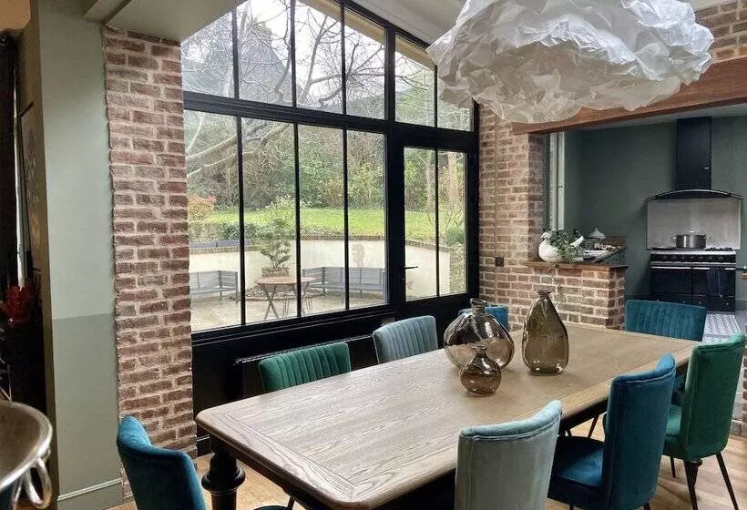 Aamiaismajoitus (B&B) Villa Du Cedre Honfleur