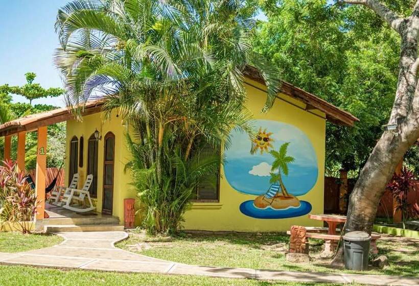 هتل Tranquility Bay Beach Retreat