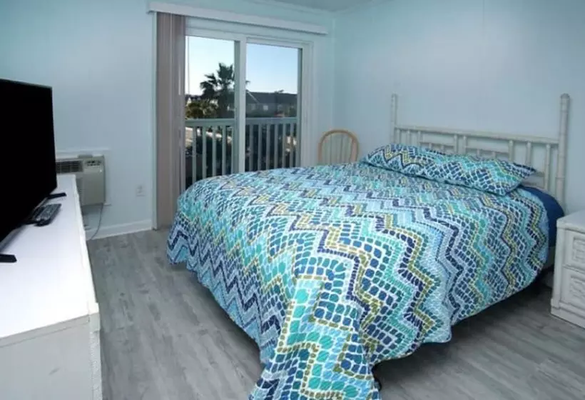 Ocean Pier Iv By Elliott Beach Rentals