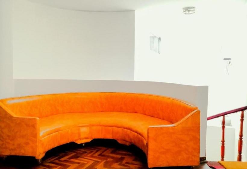 پانسیون Santa Victoria House