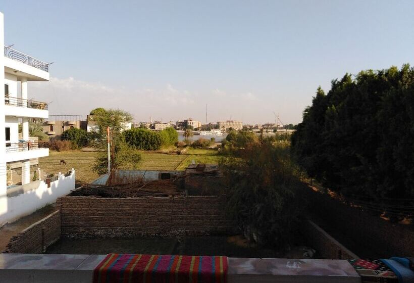 پانسیون Sun Flats Nile View Luxor