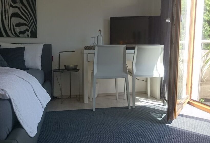 K82 Studio Hotel Relax&work