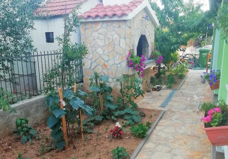 호텔 Apartments Kristina