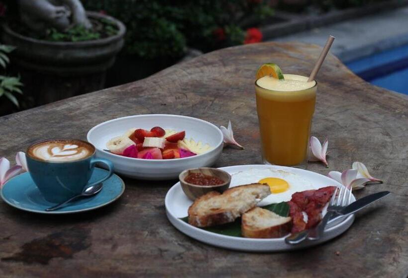 فندق Bali Full Moon Guest House