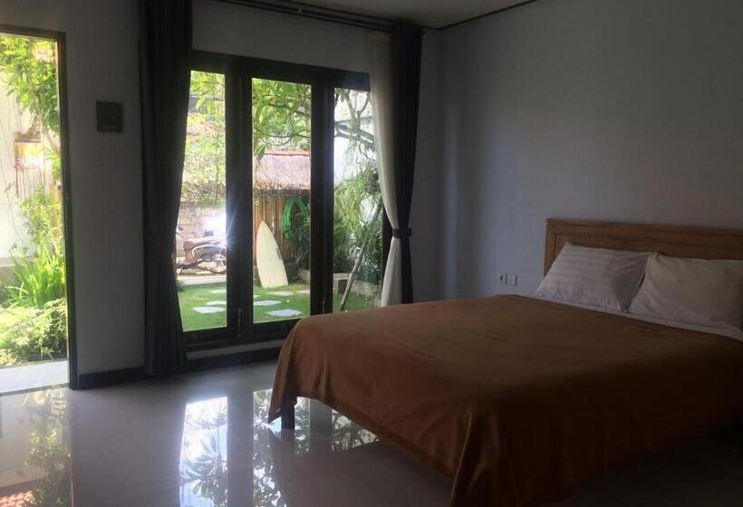 فندق Bali Full Moon Guest House