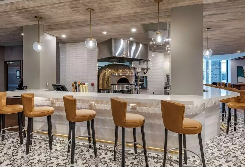 Cambria Hotel Detroit Shelby Township