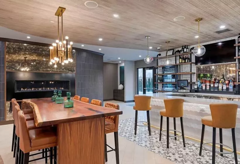 Cambria Hotel Detroit Shelby Township