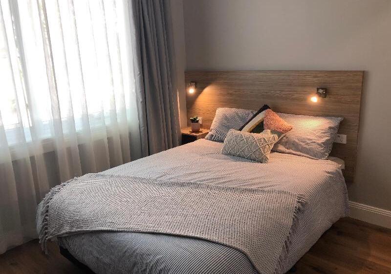 בית מלון כפרי Carnarvon Lodge Kirribilli, Sydney