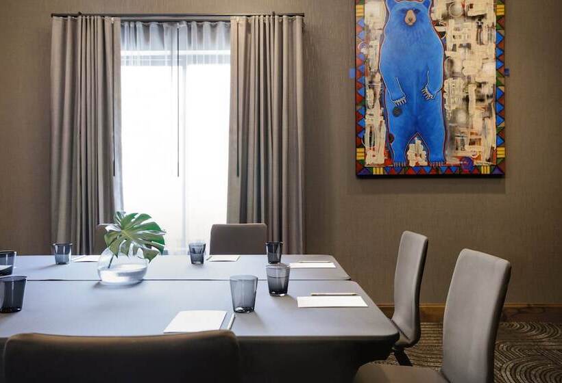 Kimpton   Armory Hotel Bozeman, An Ihg