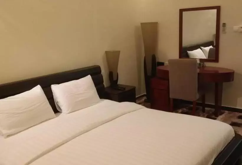 هتل Rimal Suites Apartments