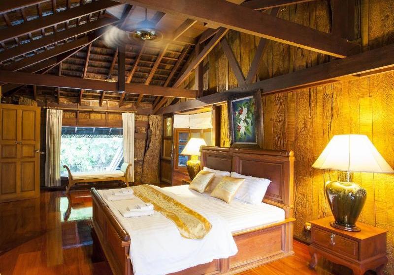 호텔 Woodland Museum & Resort