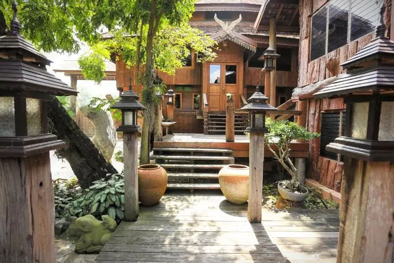 هتل Woodland Museum & Resort