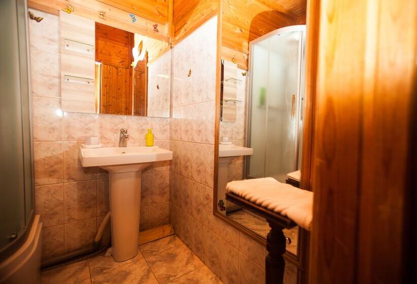 Kvart Boutique Kiyevskiy