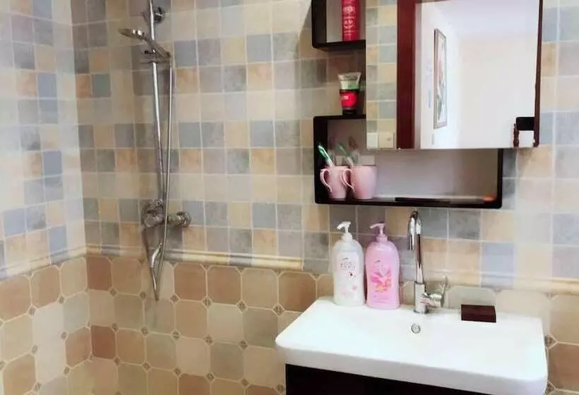 Linjia Boutique Apartment