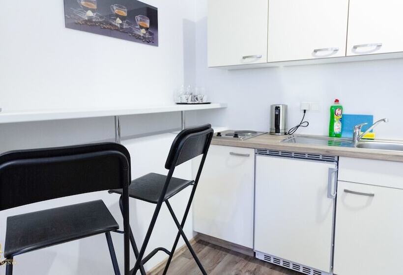 My City Apartments   Prime Location