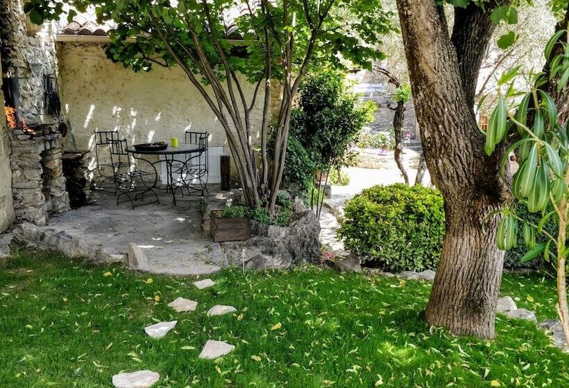 민박 Le Mas Des Coccinelles