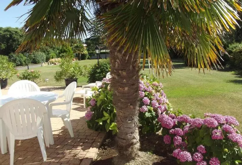 Aamiaismajoitus (B&B) Entre Terre Et Mer