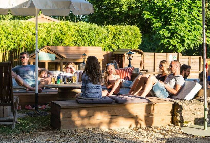 בית מלון כפרי Camping Domaine Des Mathevies