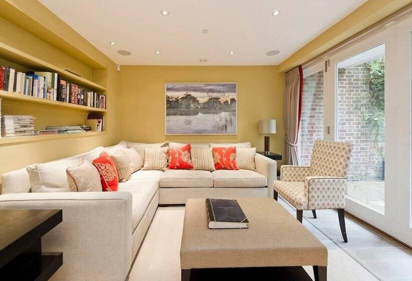 4 Bedroom House, Holland Park